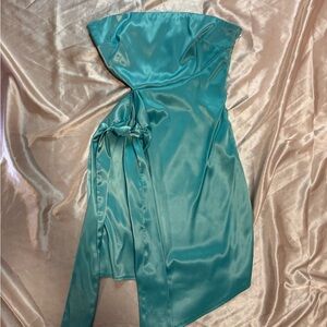Elegant Teal Strapless Dress